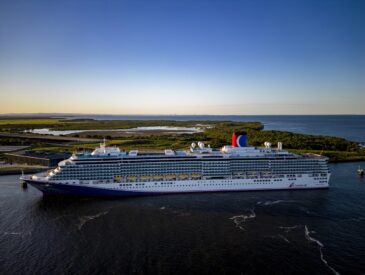 Carnival Luminosa cruise ship