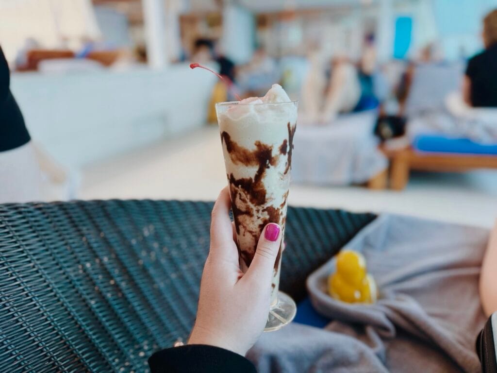 Mudslide cocktail on a Celebrity cruise