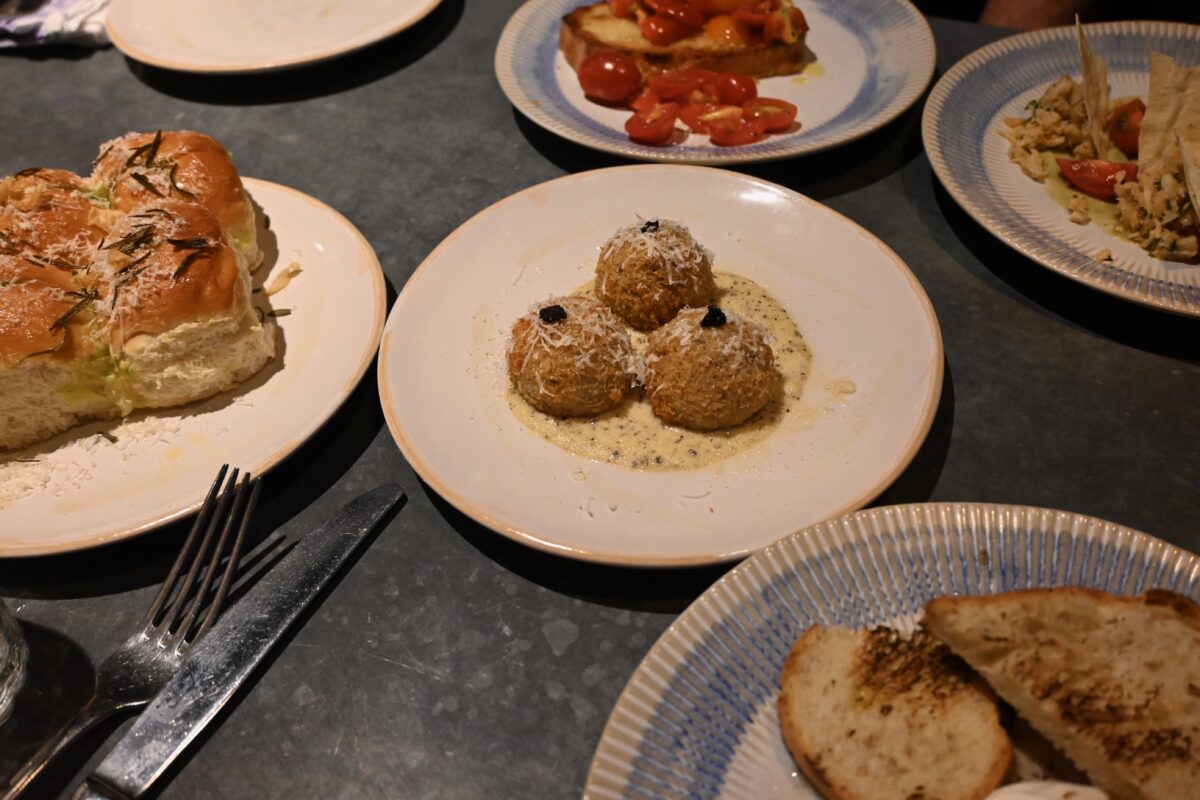 Appetizers at Jamie's Italian on Royal Caribbean