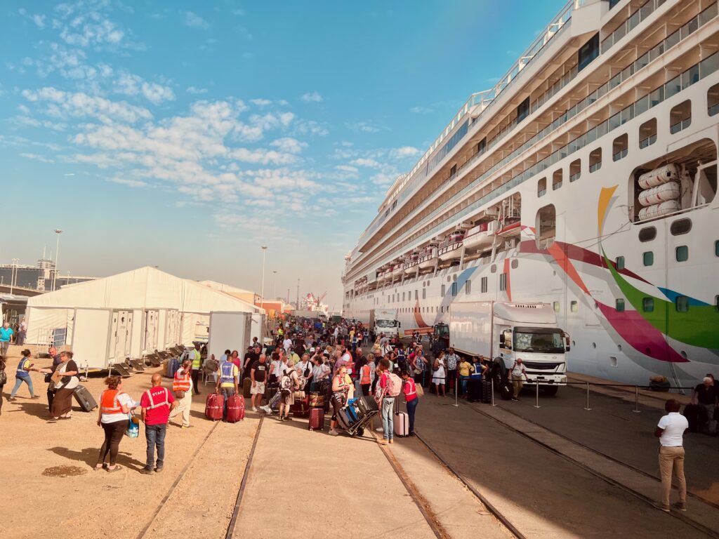 Norwegian Dawn embarkation in Africa