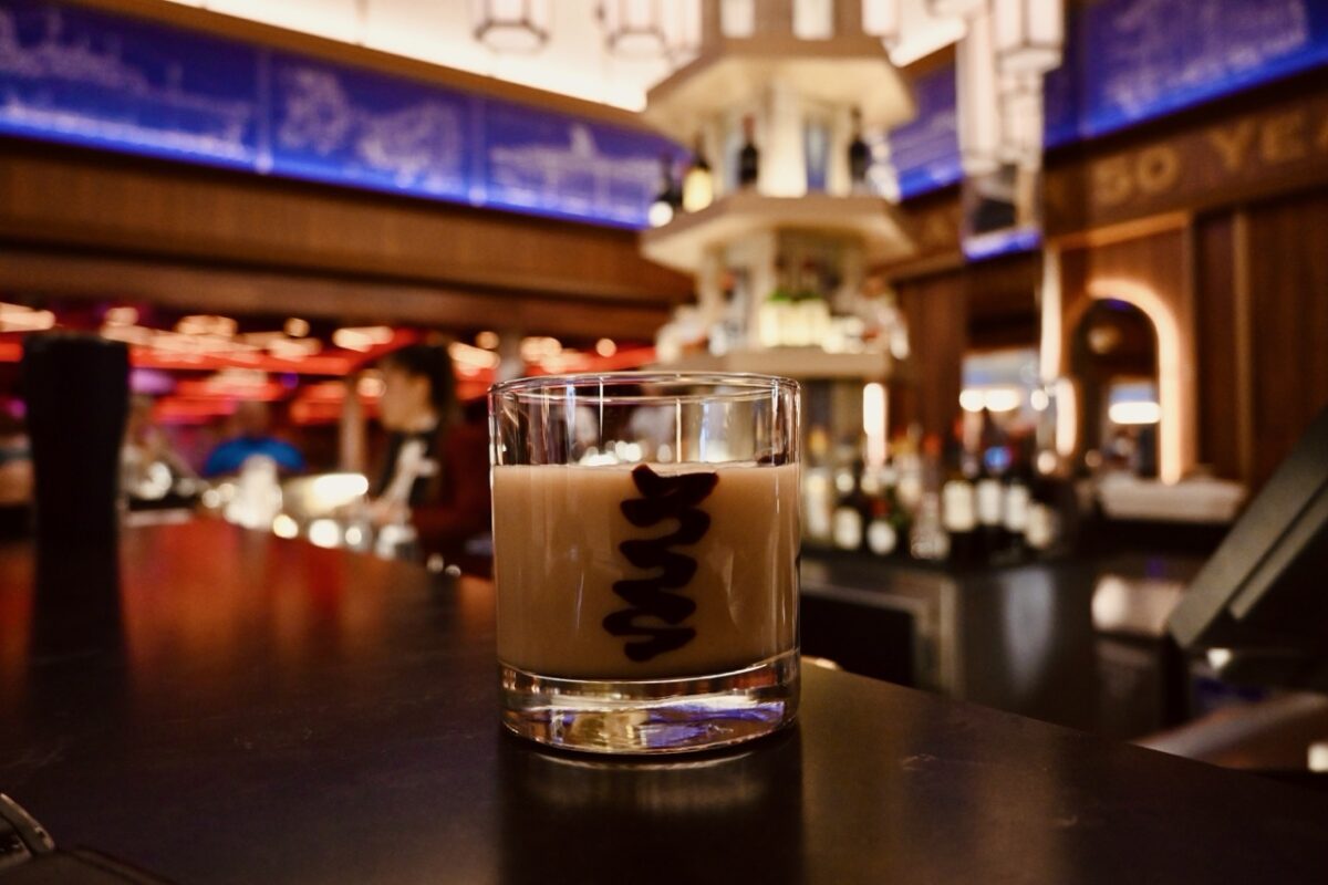 Cocktail on a Carnival cruise ship bar