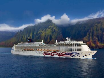 Norwegian Pride of America