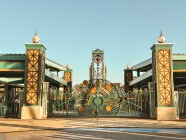 Epic Universe entrance