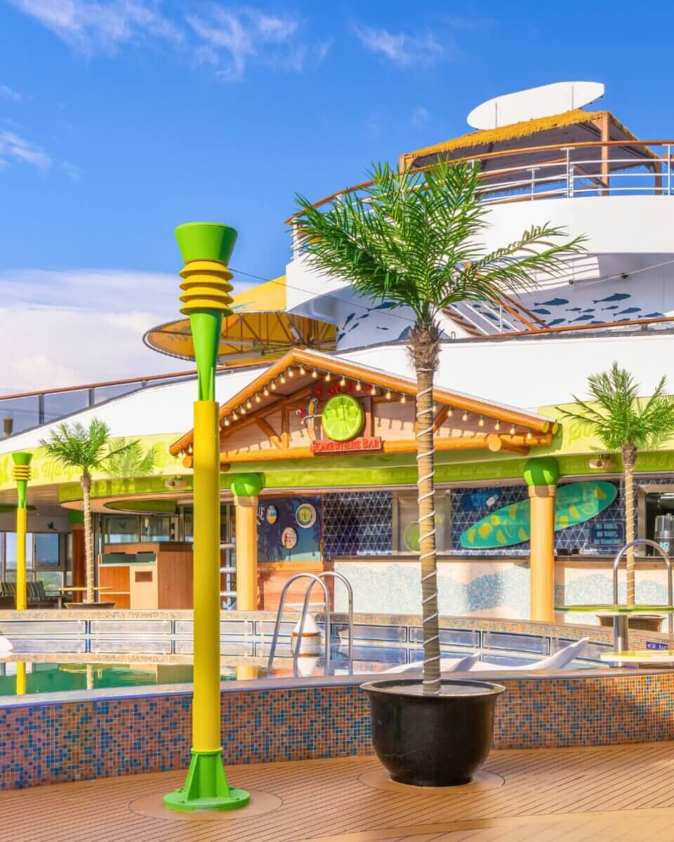 Margaritaville at Sea Landshark bar