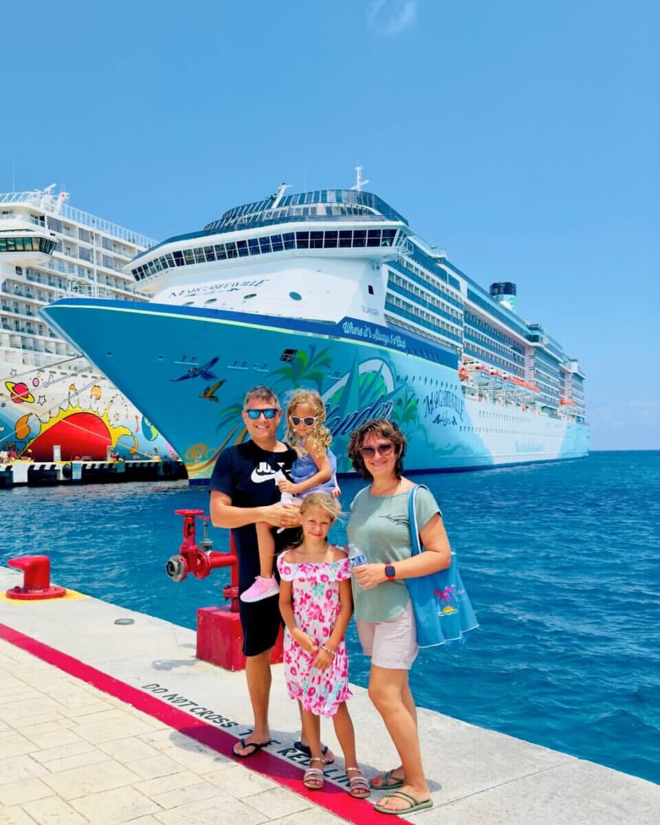 Margaritaville at Sea family