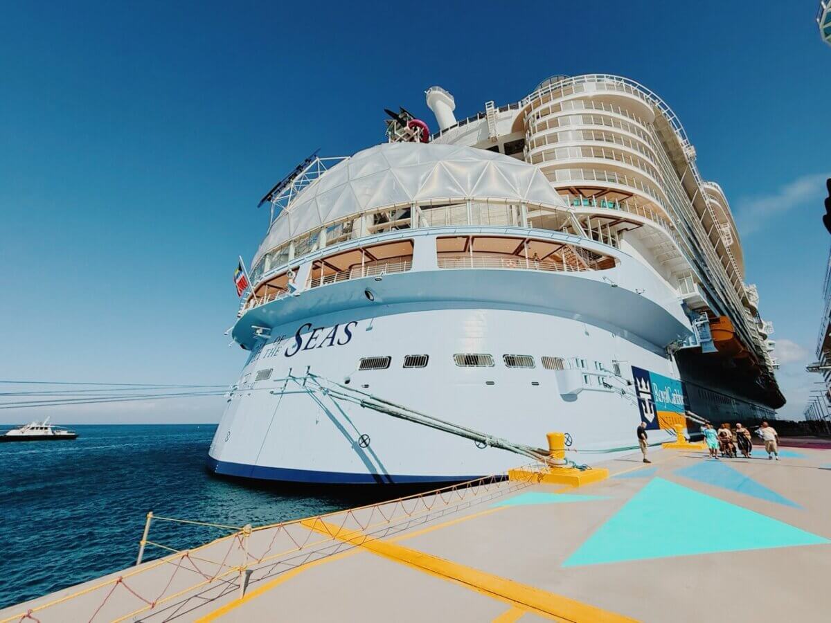 Utopia of the Seas docked at Perfect Day at CocoCay