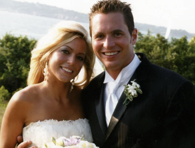 George and Jennifer Smith on their wedding day