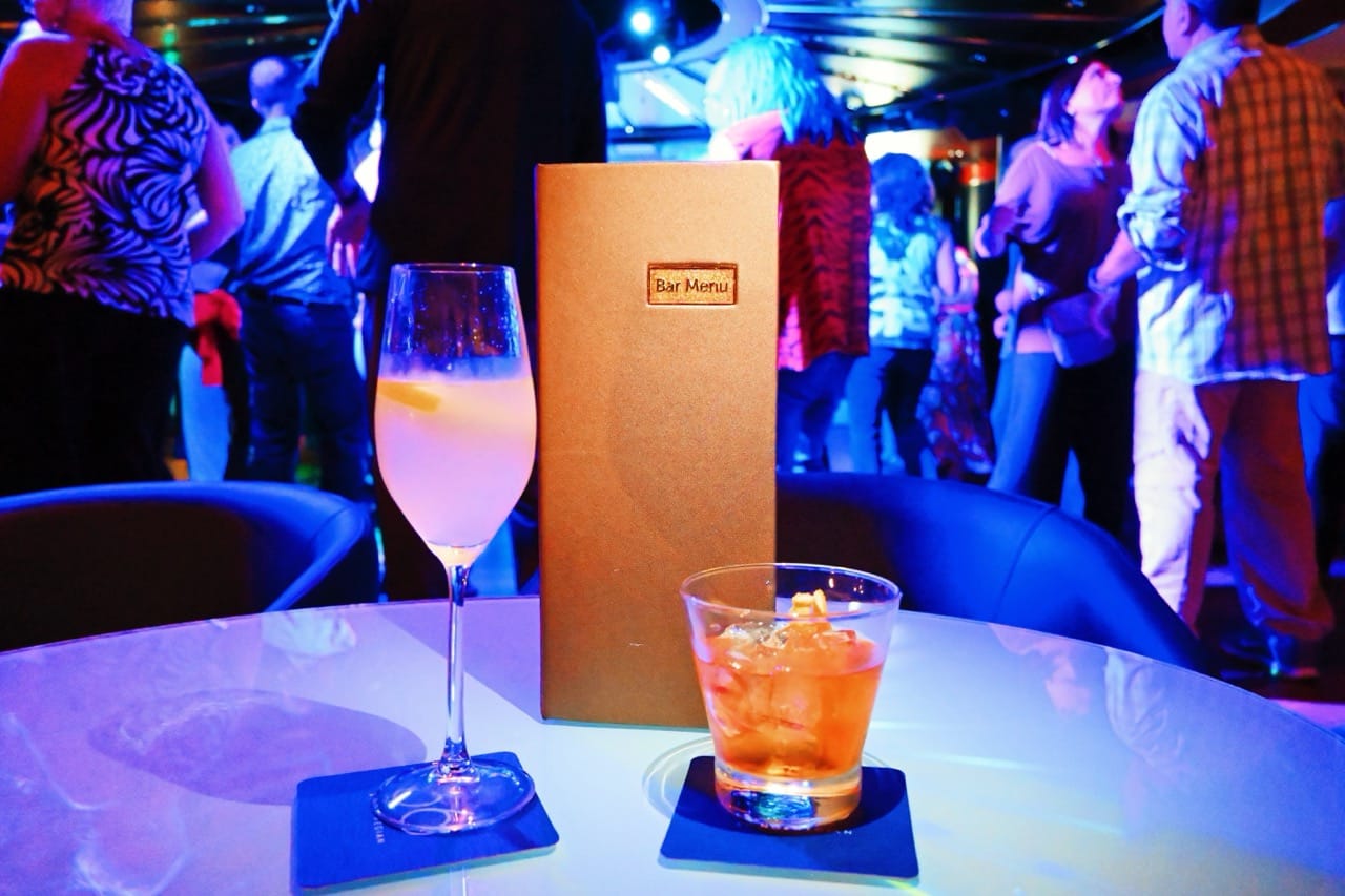 Norwegian Cruise Line Bar Menu and Cocktails