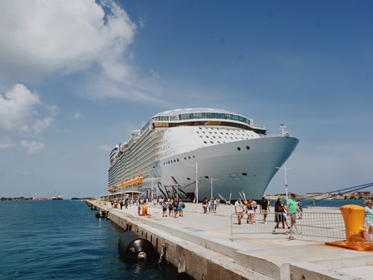Wonder of the Seas in Nassau, Bahamas