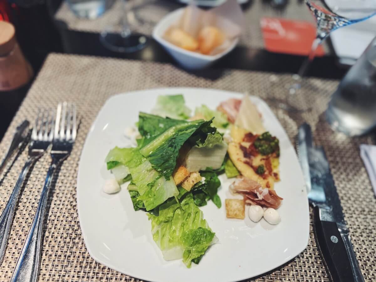 NCL Moderno Dining