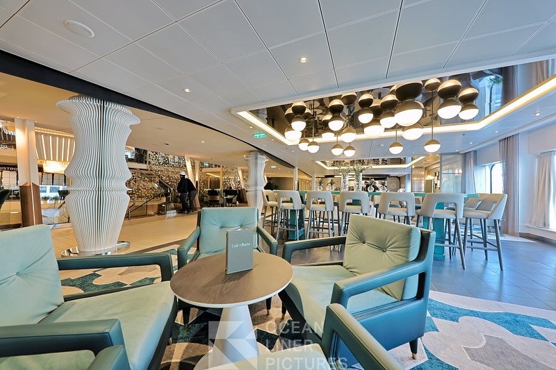 Celebrity Xcel Cafe al Bacio