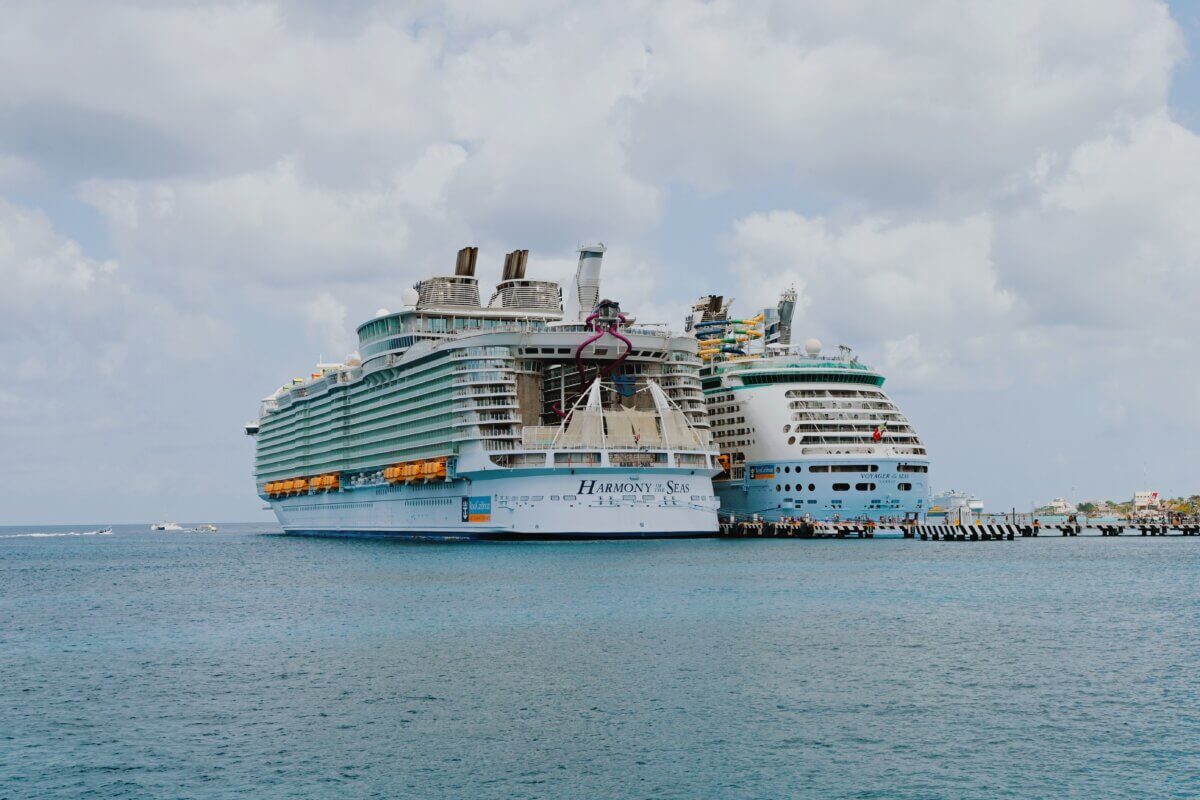 Harmony of the Seas and Voyager of the Seas in Cozumel