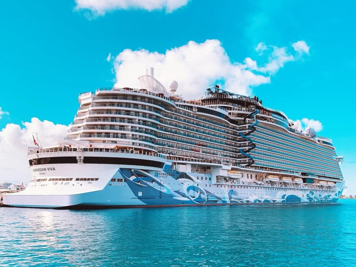Norwegian Viva docked in Nassau