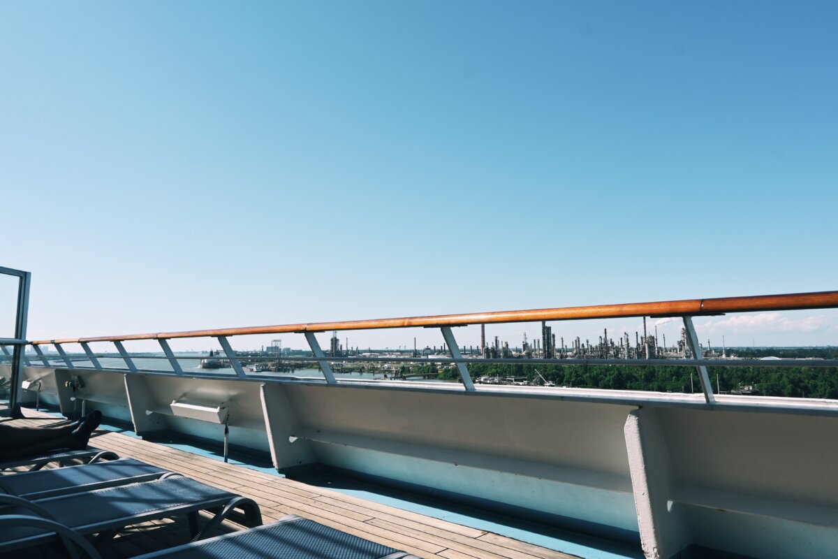 Sailing from Port of New Orleans on Mississippi