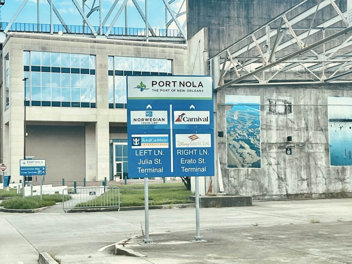 Port of New Orleans entrance sign