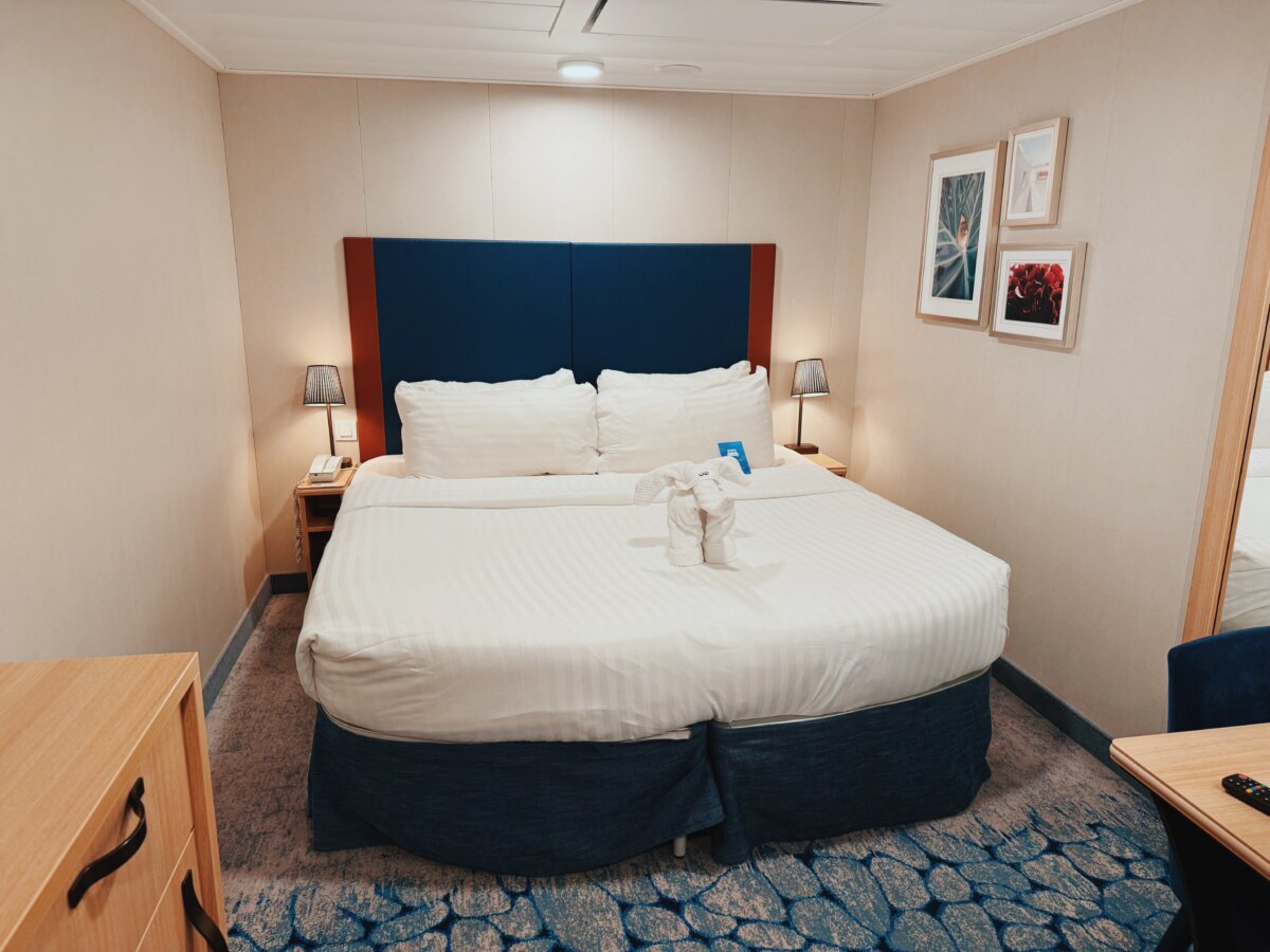 Wonder of the Seas interior cabin