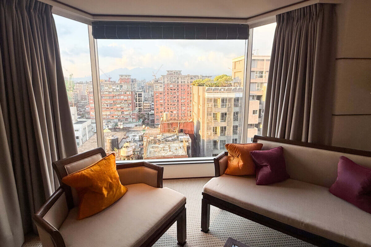 Room at Hotel Regent Taipei