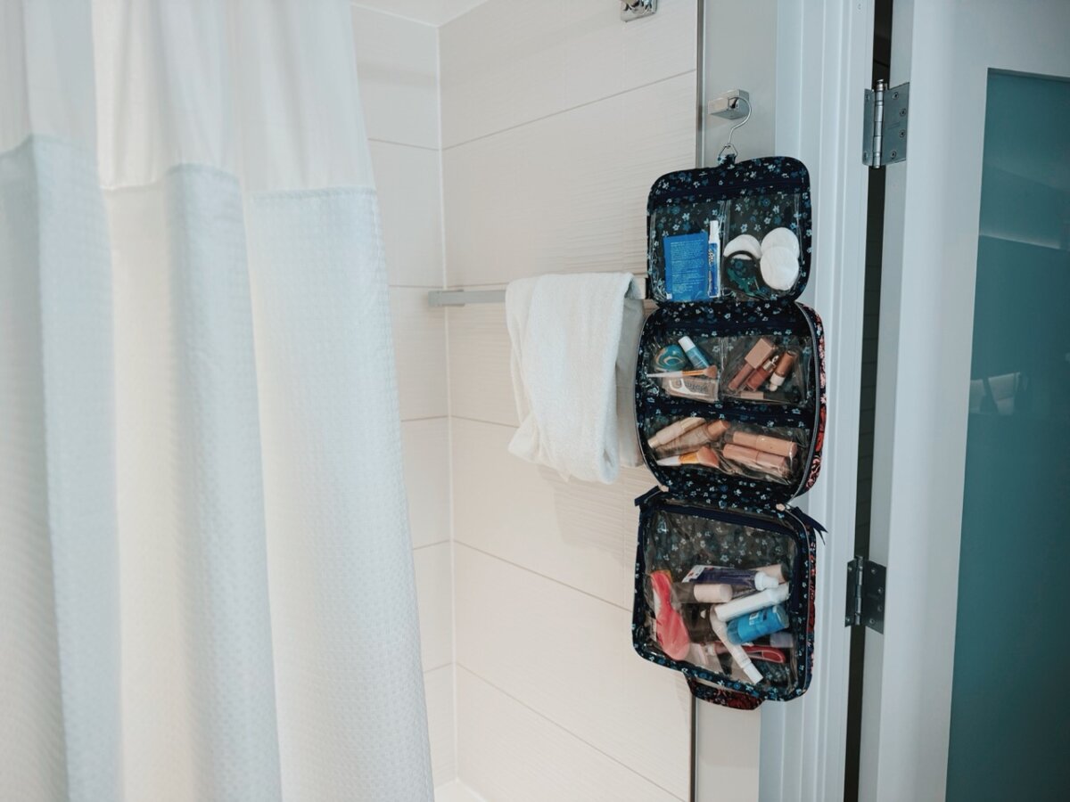 Hanging Cosmetic Organizer
