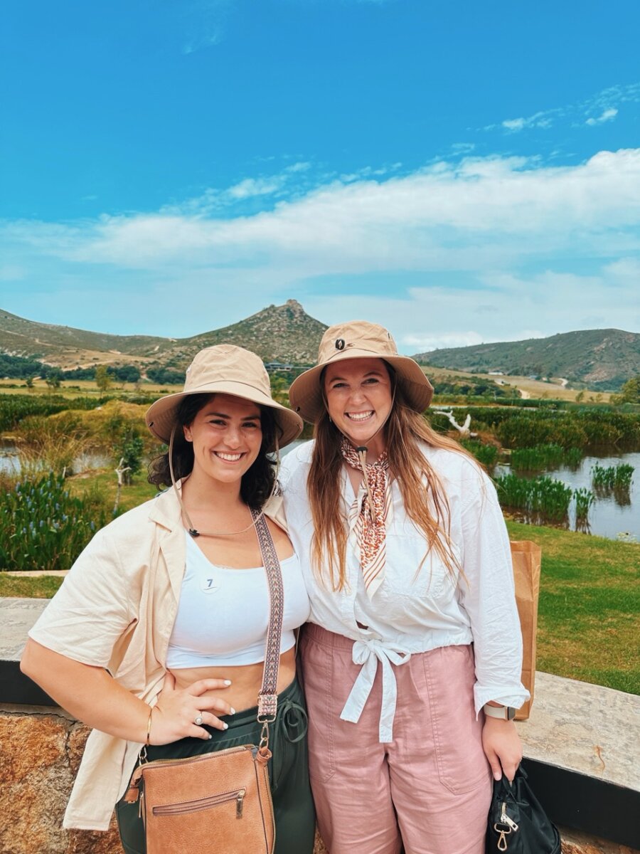 African Safari Outfit Guide: What to wear for Women