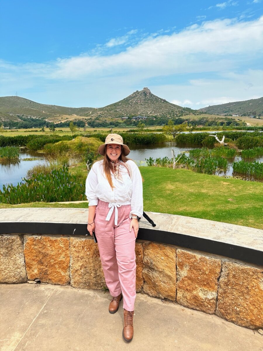 African Safari Outfit Guide: What to wear for Women