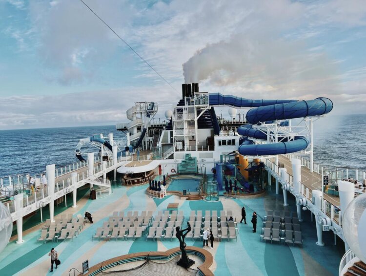 Norwegian Encore Pool