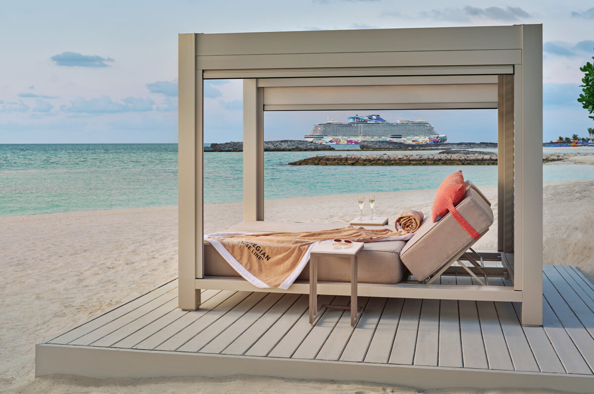NCL Great Stirrup Cay Day Bed