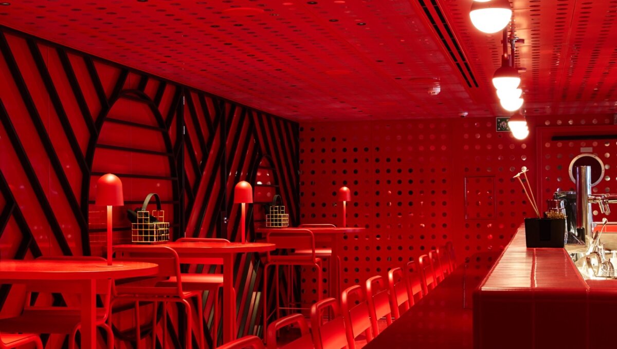 Virgin Voyages Razzle Dazzle Bar