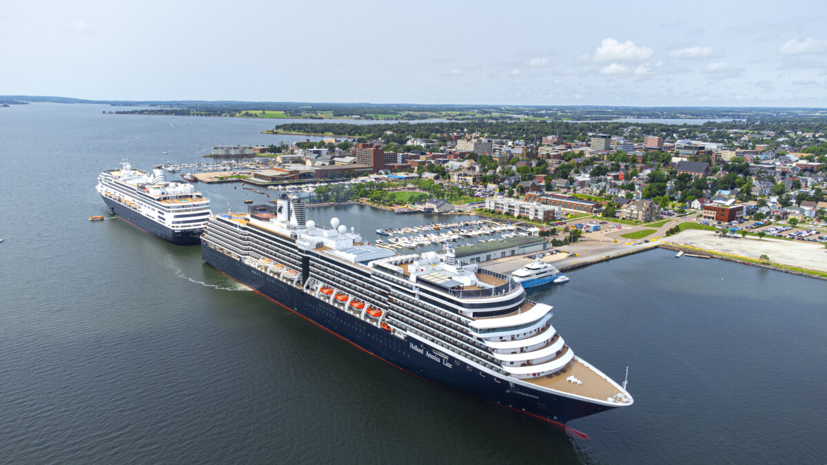 Holland America ms Zuiderdam