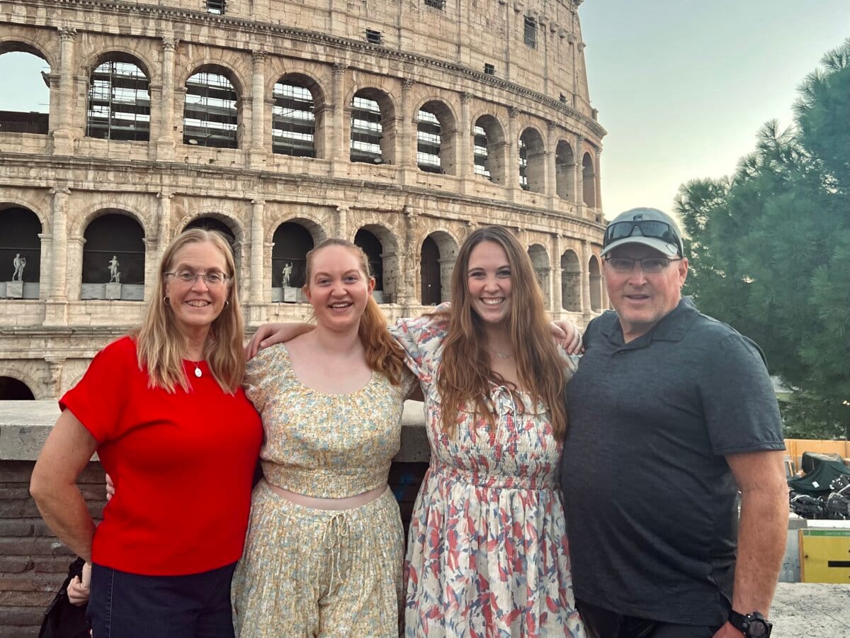 Mediterranean cruise outfit ideas for men and women - Rome