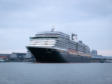 Holland America ms Zuiderdam in Amsterdam