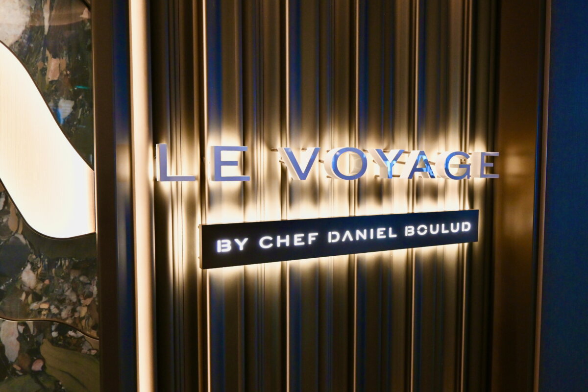 Le Voyage on Celebrity Ascent