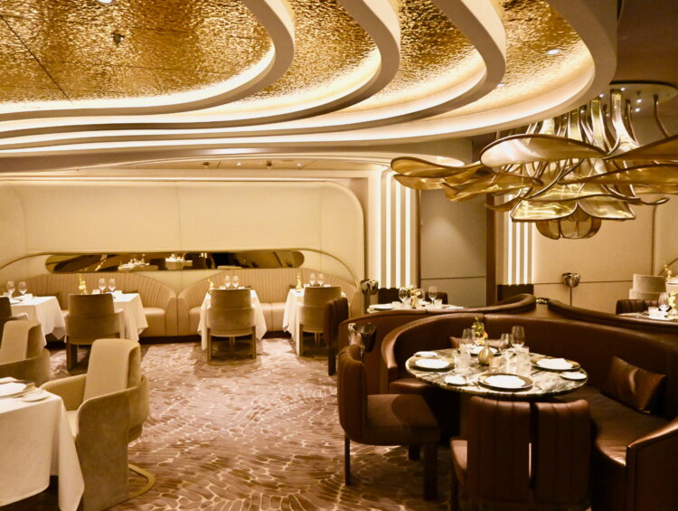 Le Voyage on Celebrity Ascent