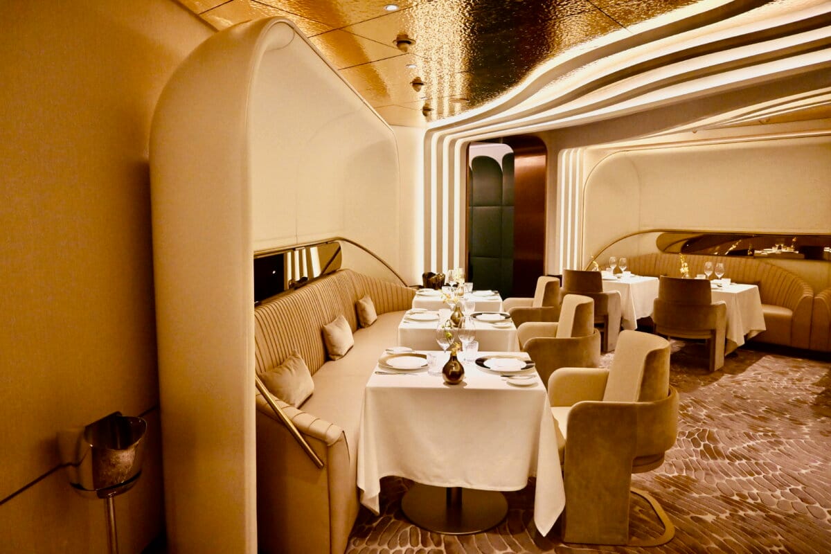 Le Voyage on Celebrity Ascent