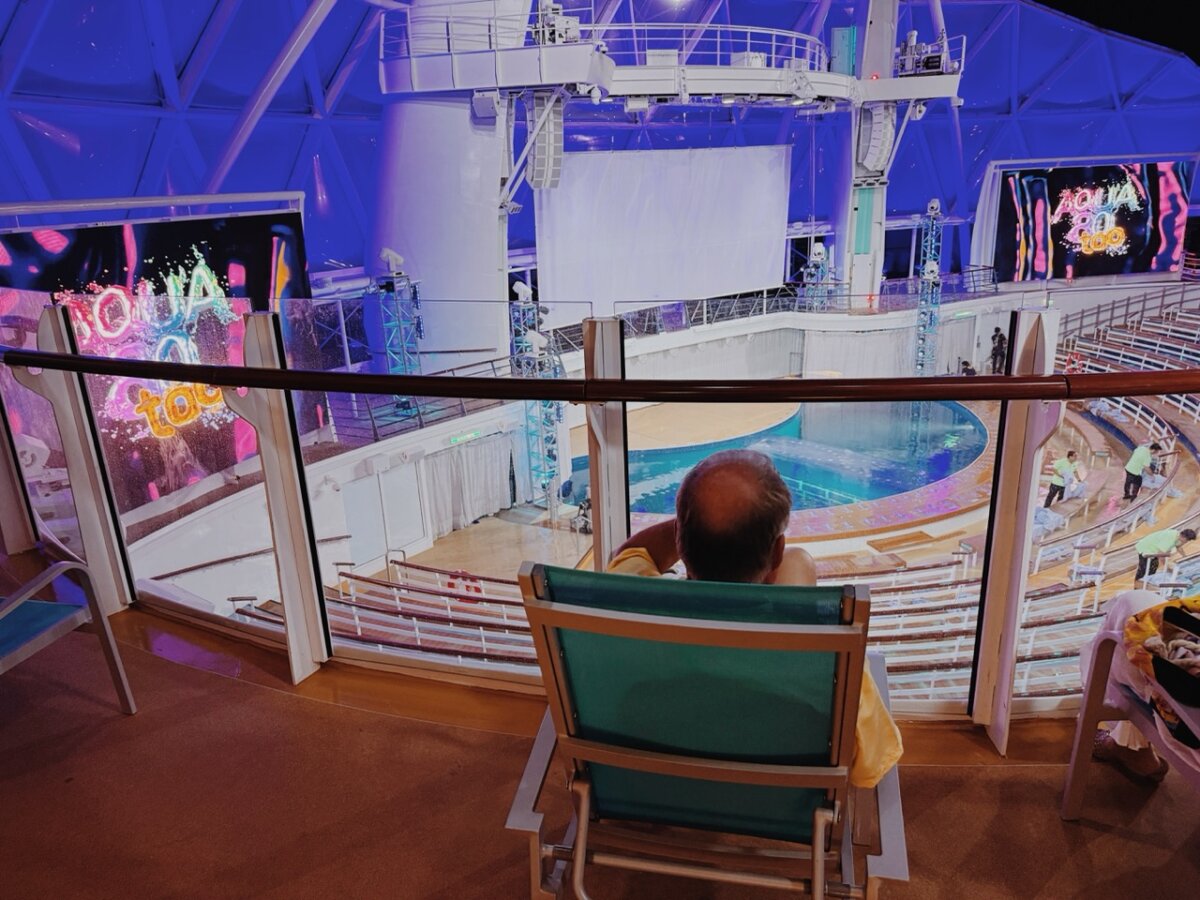 Secret seating for AquaTheatre