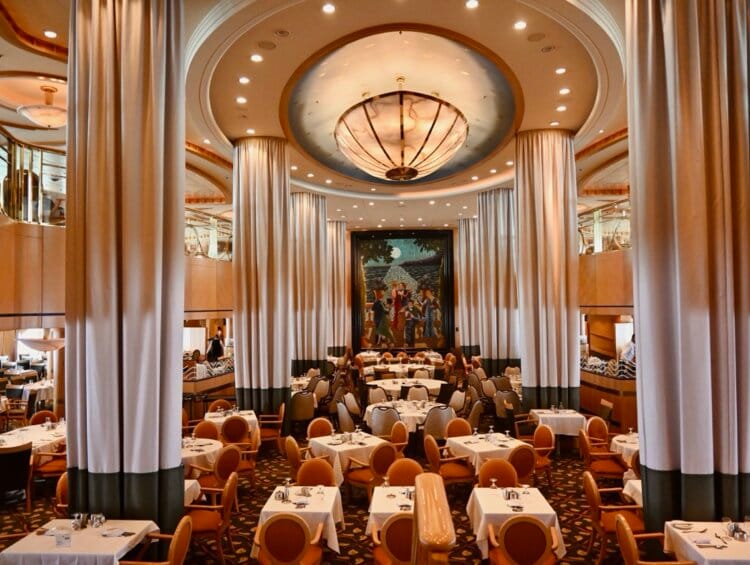 Jewel of the Seas Main Dining Room