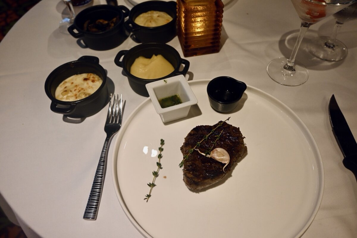 Carnival Valor Scarlett's Steakhouse