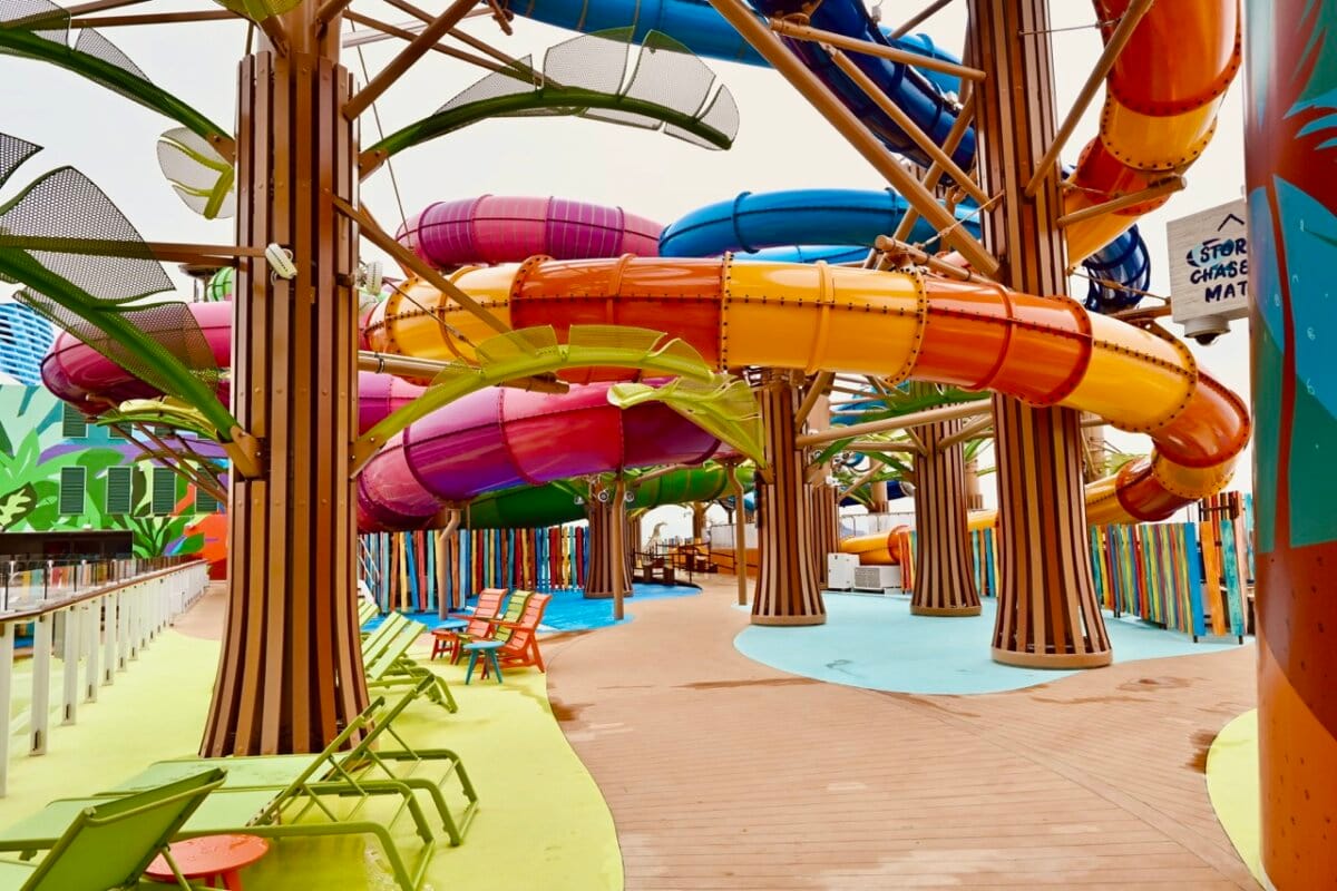 Icon of the Seas Category 6 Waterpark