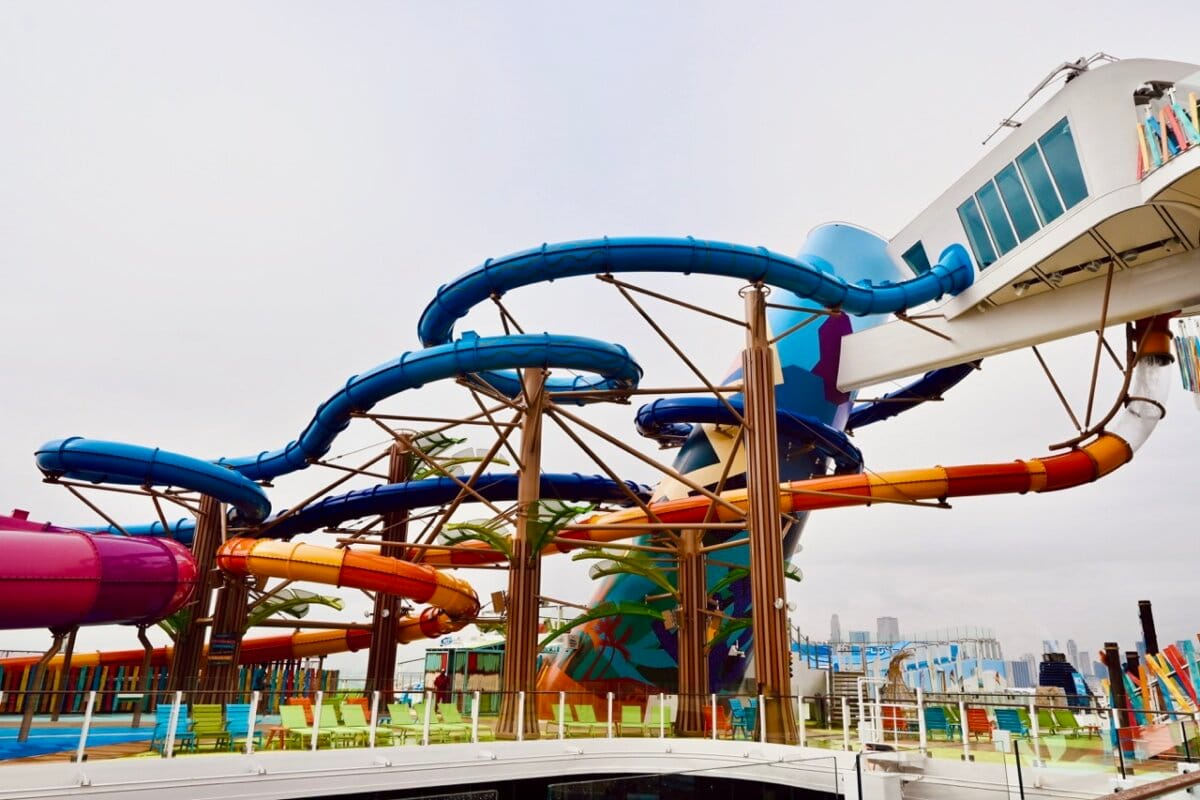 Icon of the Seas Category 6 Waterpark
