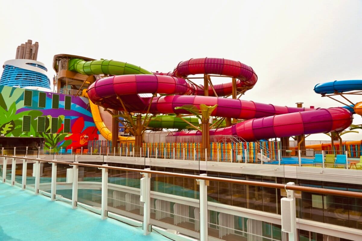Icon of the Seas Category 6 Waterpark