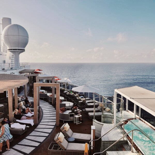 Norwegian Viva Vibe Beach Club