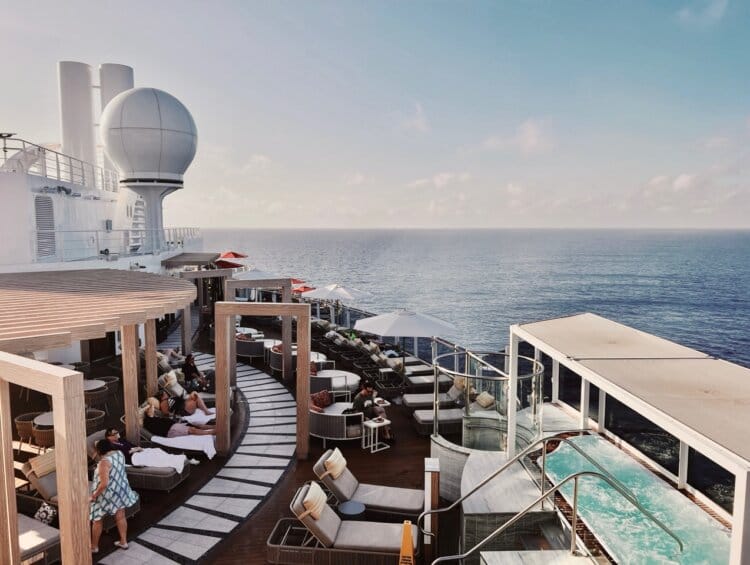 Norwegian Viva Vibe Beach Club