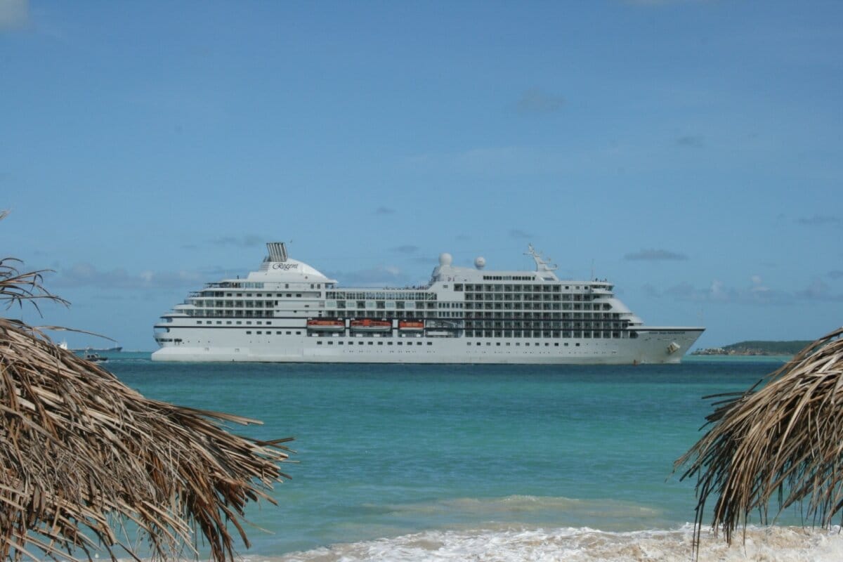 Regent Seven Seas Navigator