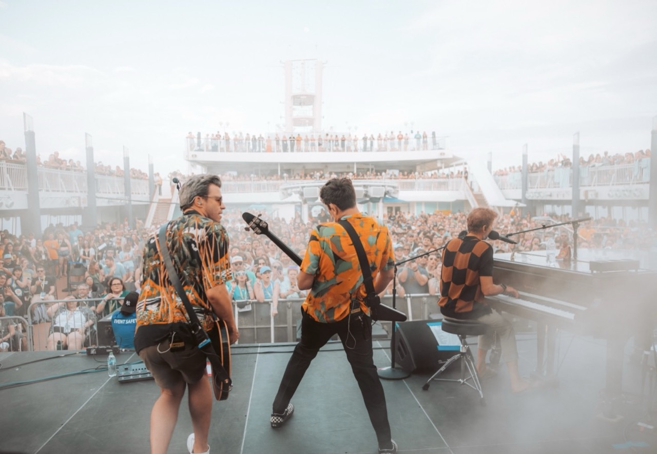 Cruise to the Edge performance