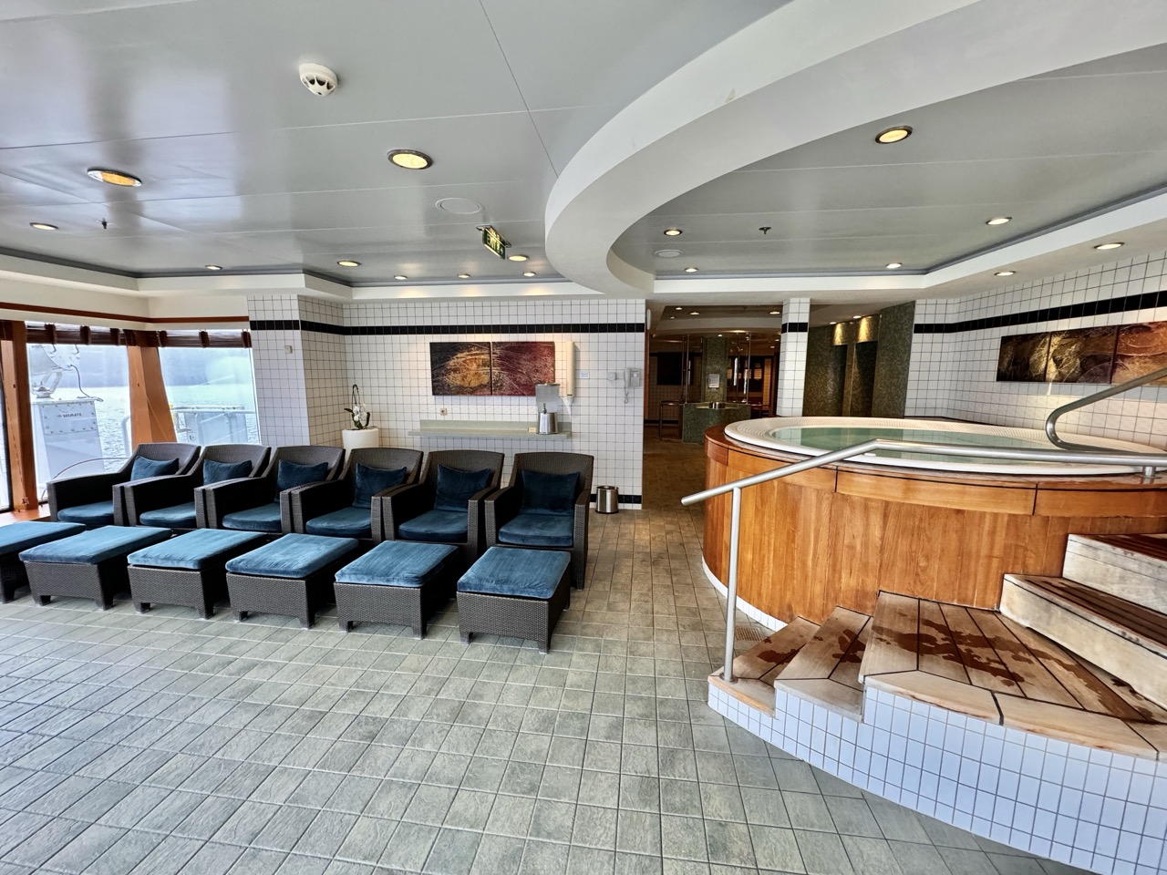 Norwegian Jade Thermal Spa