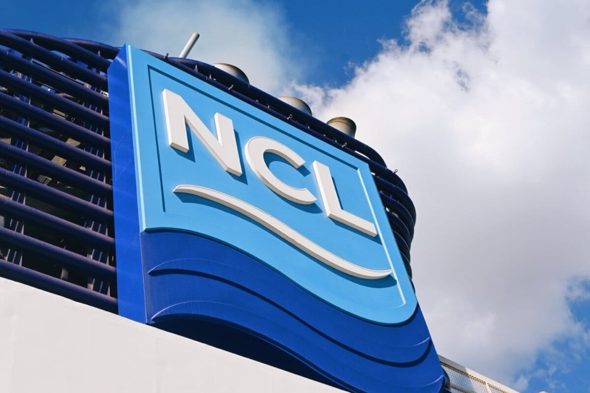 Norwegian Cruise Line Funnel on NCL Pearl