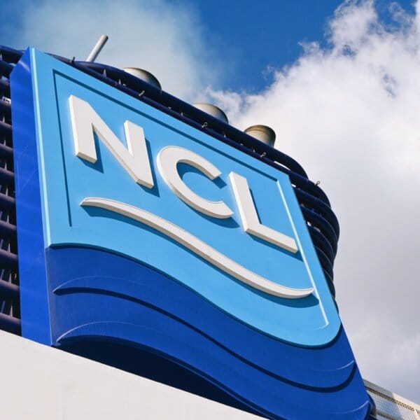 Norwegian Cruise Line Funnel on NCL Pearl
