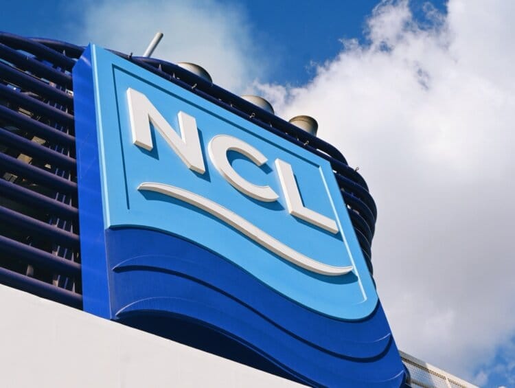 Norwegian Cruise Line Funnel on NCL Pearl
