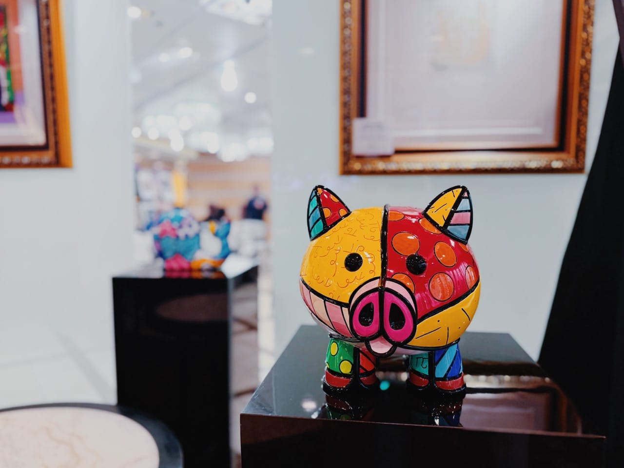 Park West Art Gallery Pig Sculpture on Cruise Ship