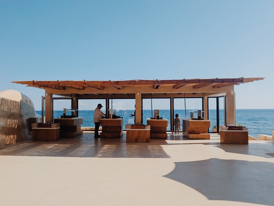 Royal Beach Club Santorini entrance