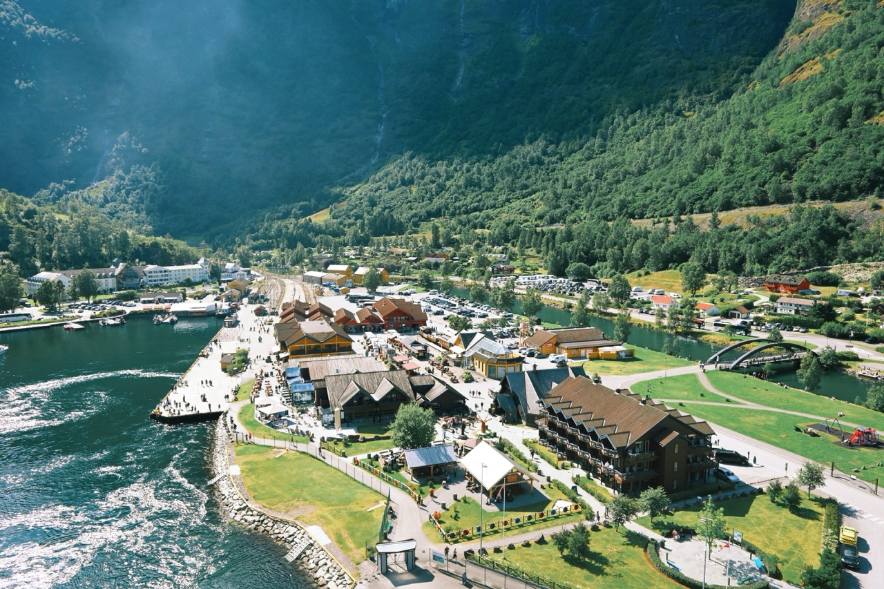 Flam Norway sailaway from Celebrity Apex